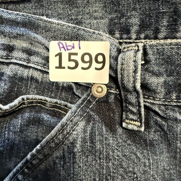 Men's Blue Jeans - Picture 10 of 10